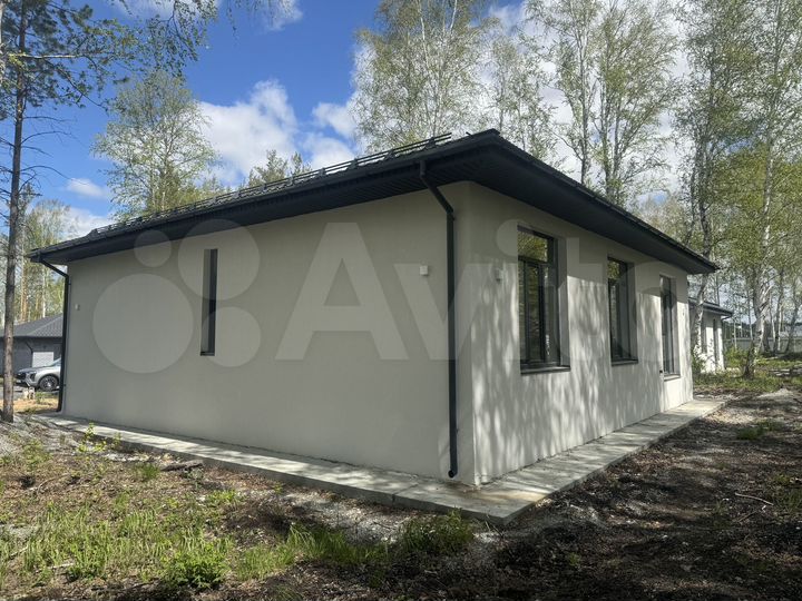 Дом 121 м² на участке 9,9 сот.