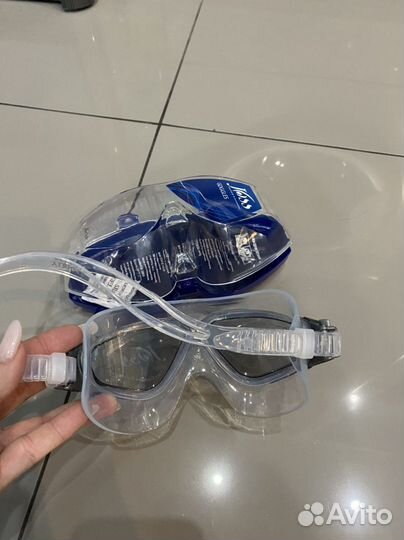 Продам маску для плавания