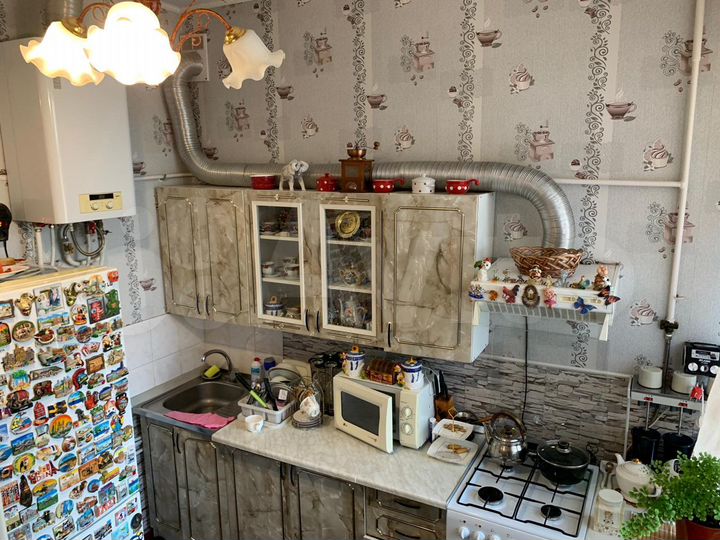 3-к. квартира, 102 м², 2/2 эт.