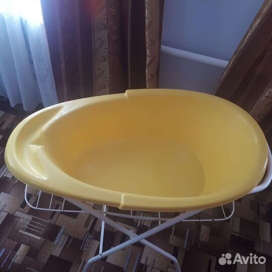 Подставка под ванну