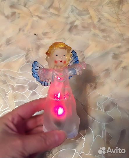 Сувениры, статуэтки, фигурки, свечи, подсвечники