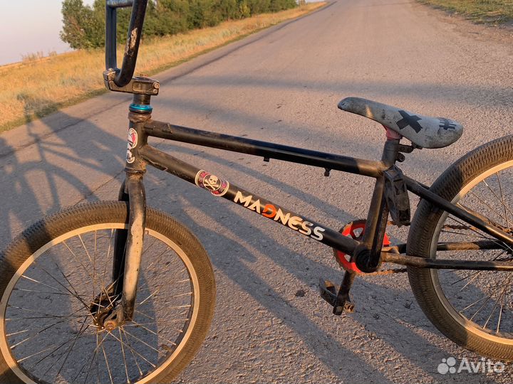 Трюковой велосипед BMX