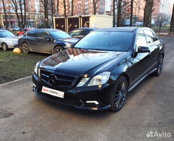 Решетка радиатора e-class 212 09-13 E63 AMG
