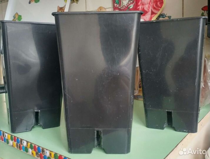 Горшки для цветов пластиковые