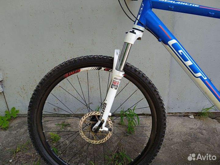 Gt avalanche Rock Shox/Deor XT