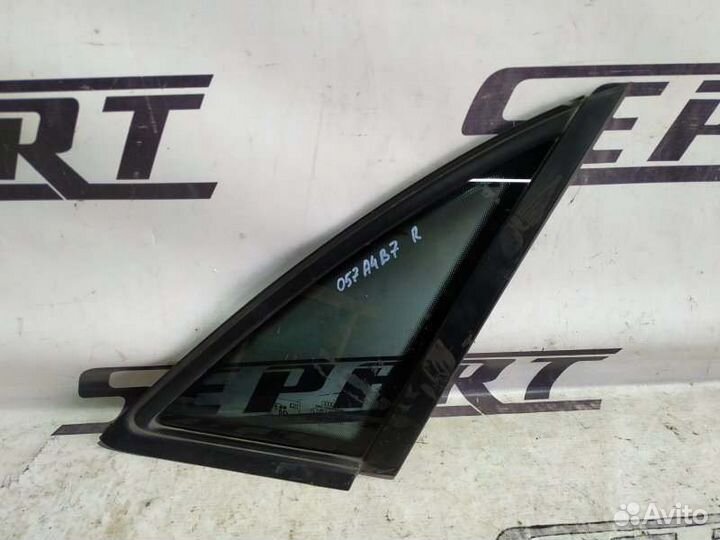 Форточка правая Audi A4 B7 2.0 BWE 2007