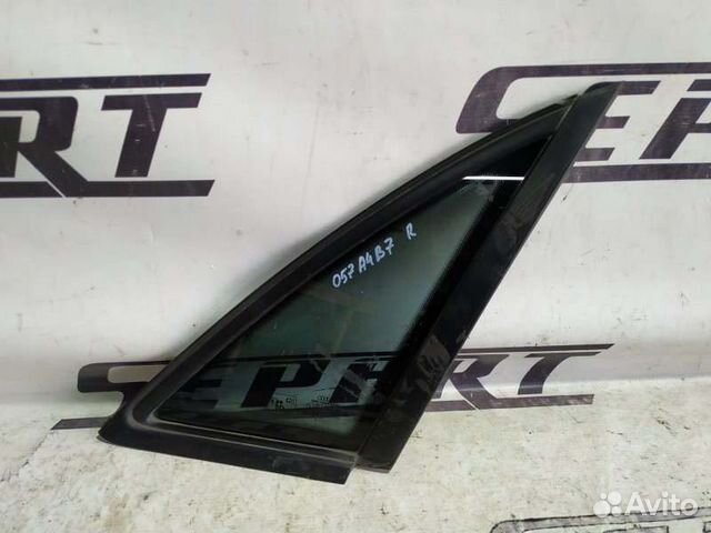 Форточка правая Audi A4 B7 2.0 BWE 2007