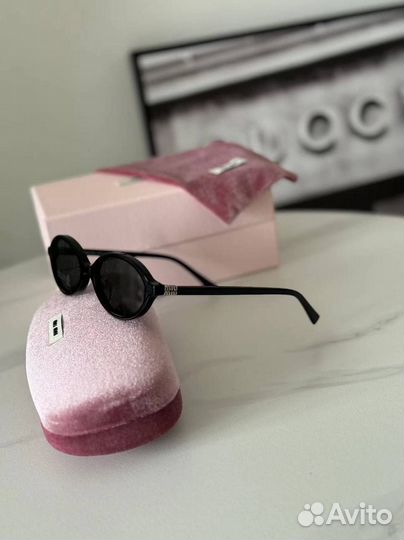 Очки Miu Miu