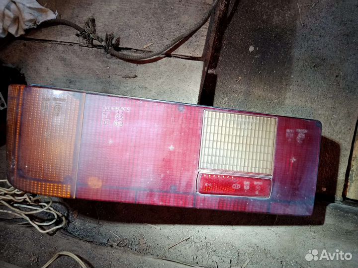 Фара задняя правая азлк 2141+поворотник