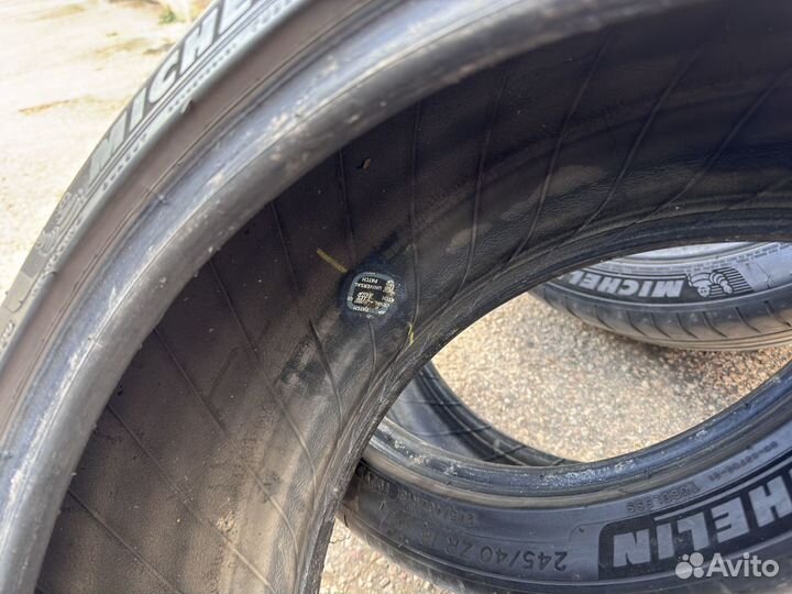 Michelin Pilot Sport 4 245/40 R18 97Y