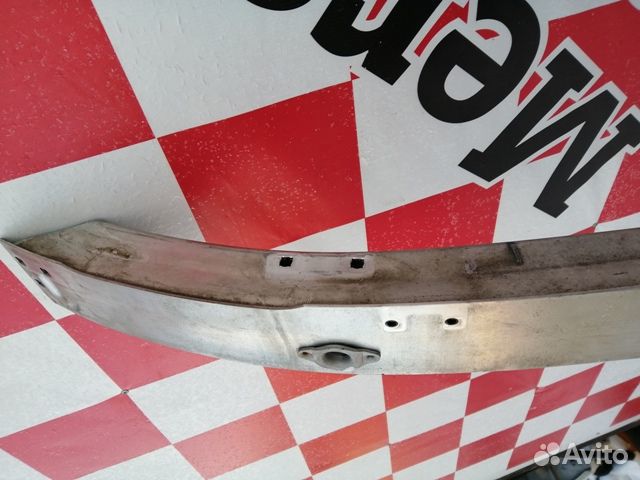 Усилитель переднего бампера Мерседес W203