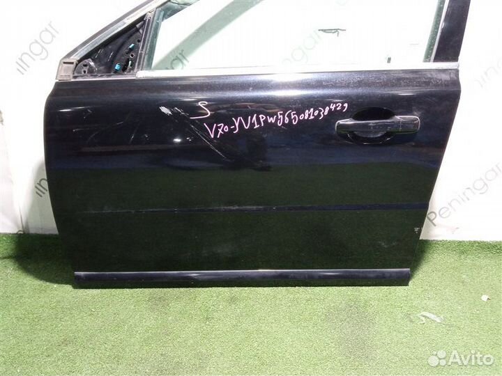 Дверь передняя левая Volvo V70 BW