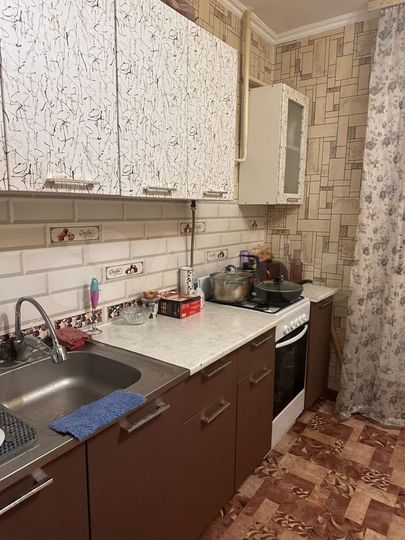 3-к. квартира, 80 м², 1/5 эт.