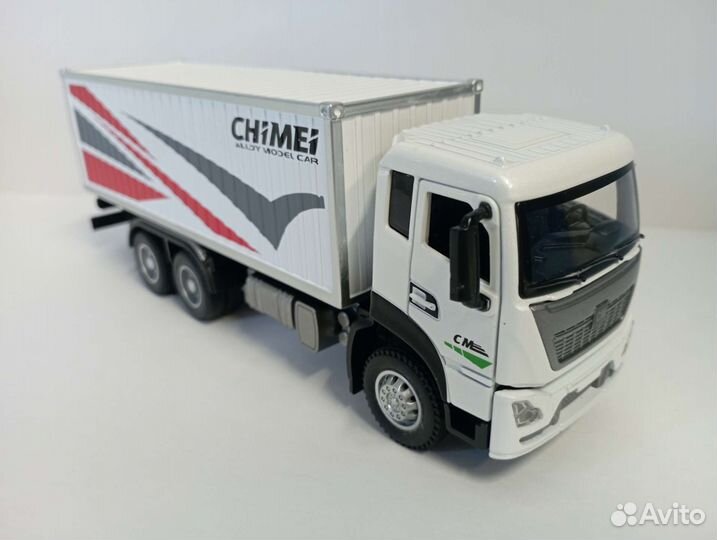 Фура. Модель металлическая