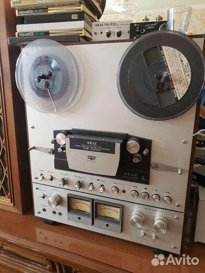 Катушечный магнитофон akai GX-650D