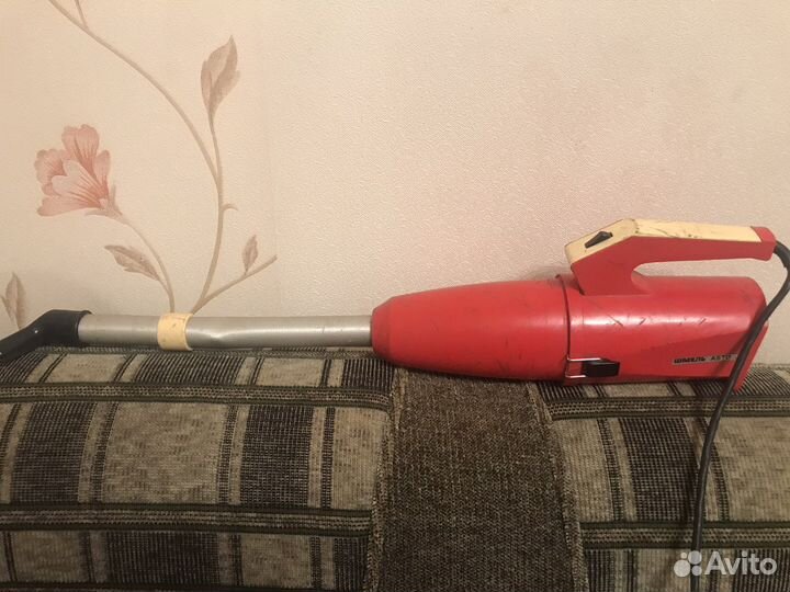 Автомобильный пылесос Шмель Авто СССР