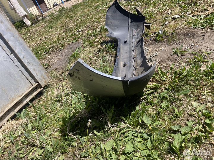 Бампер renault duster 2014 год