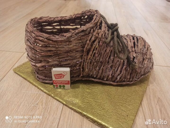 Плетёное кашпо для цветов