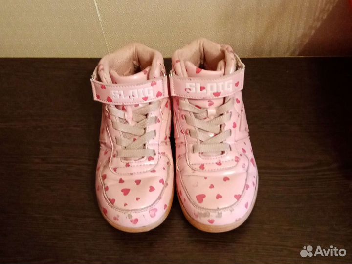 Кроссовки для девочки