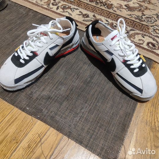 Кроссовки nike женские