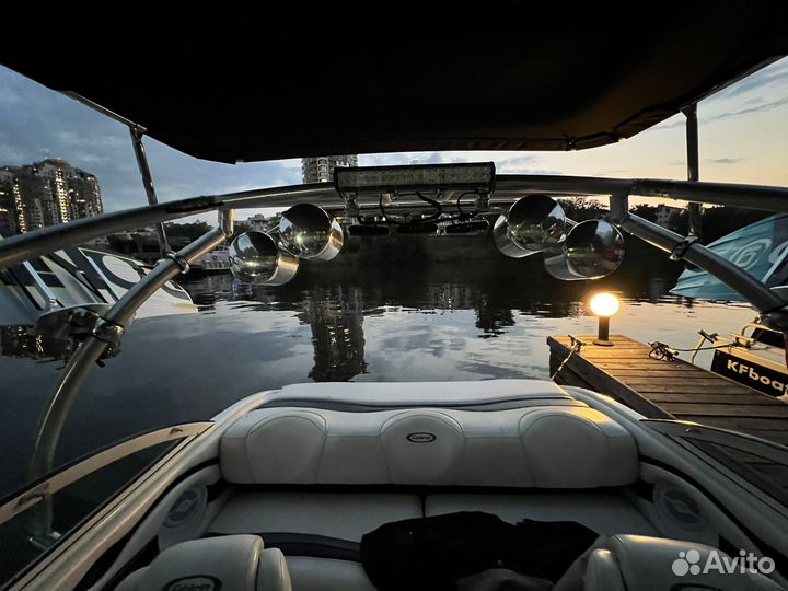 Катер Celebrety 200BR боурайдер