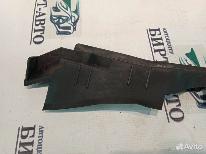 Уплотнитель жабо правый LADA Vesta