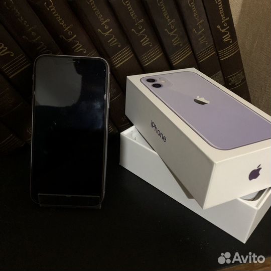 iPhone 11, 64 ГБ