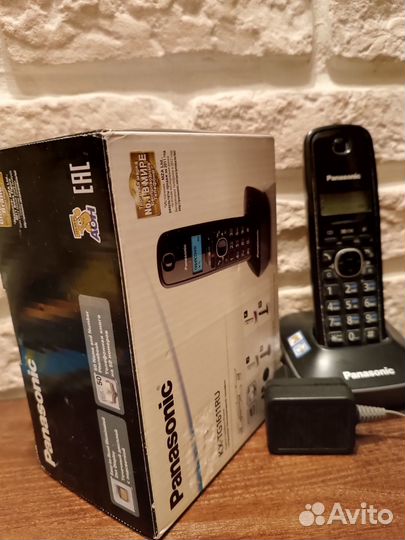 Радиотелефон Panasonic KX-TG1611RU