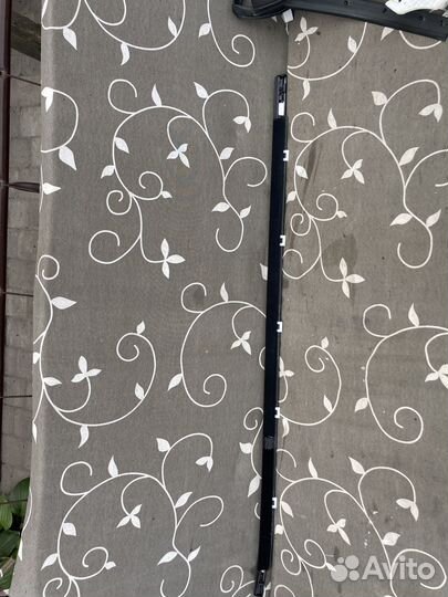 Задний левый молдинг стекла hyundai creta