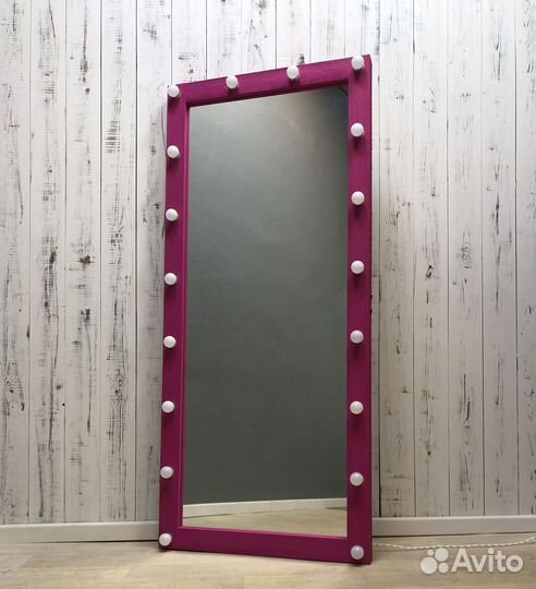 Зеркало с подсветкой