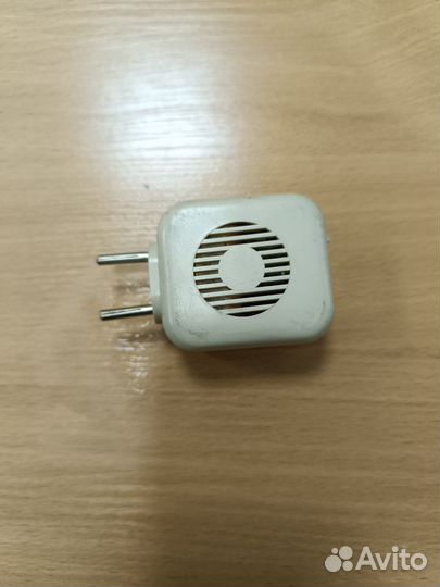 Зарядное устройство