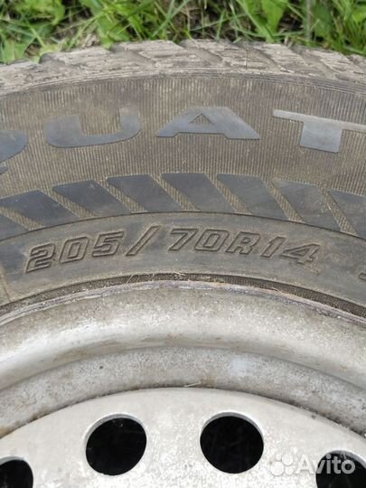 Goodyear Aquatred 205/70 R14