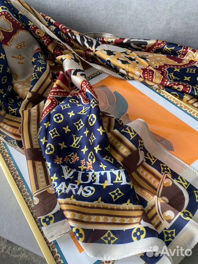 Платок louis Vuitton