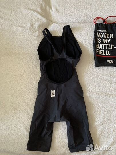 Гидрокостюм