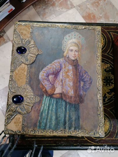 Старинная шкатулка конец 19-нач 20 века