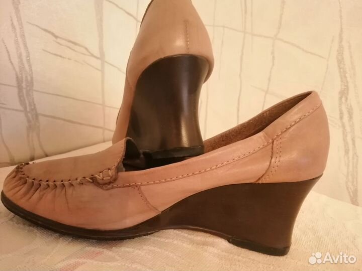 Продаются женские кожаные туфли, натуральная кожа