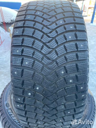 Michelin X-Ice North 2 275/40 R21 и 305/35 R21 109T