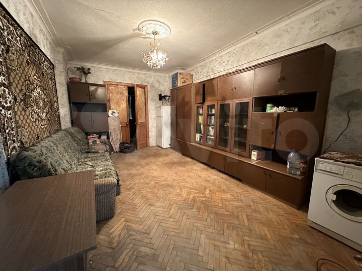 Комната 22 м² в 4-к., 2/4 эт.