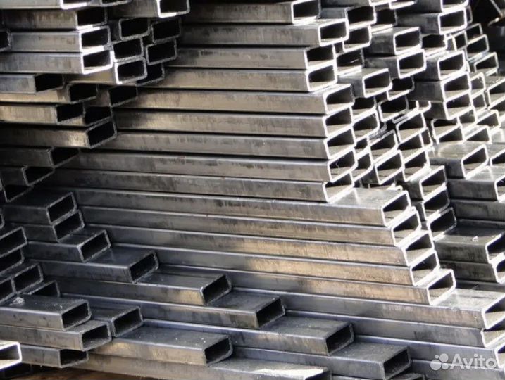 Профильная труба для строительства мостов