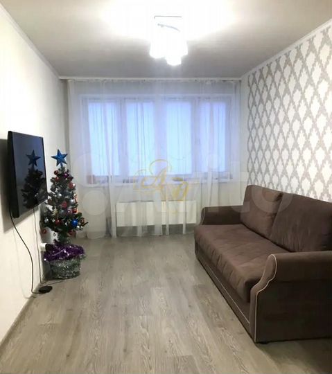 2-к. квартира, 54 м², 1/9 эт.