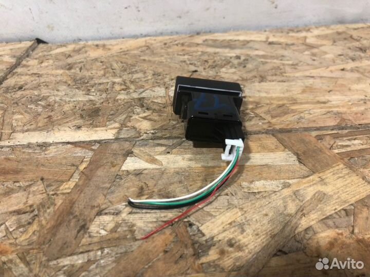 Кнопка аварийной сигнализации Mazda 6 GJ Рестайл 2