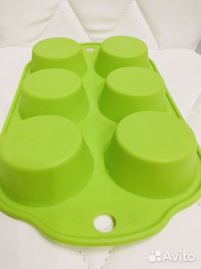 Форма для выпечки кексов силиконовая 6 ячеек