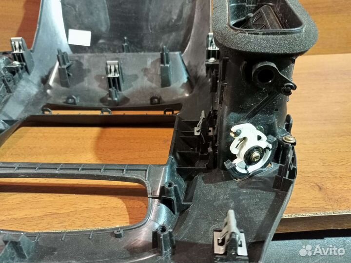 Центральная консоль Geely GC6