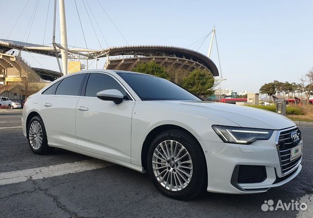 Audi A6 2.0 AMT, 2019, 35 900 км