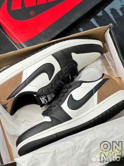 Nike jordan 1 mocha