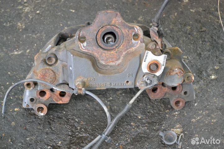 Суппорт переднего моста, правый renault trucks Mag