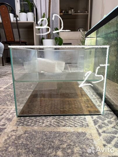 Аквариум с рыбками бу