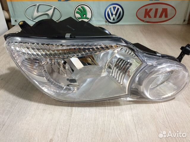 Фара правая Skoda Yeti 09-13гг бренд Depo