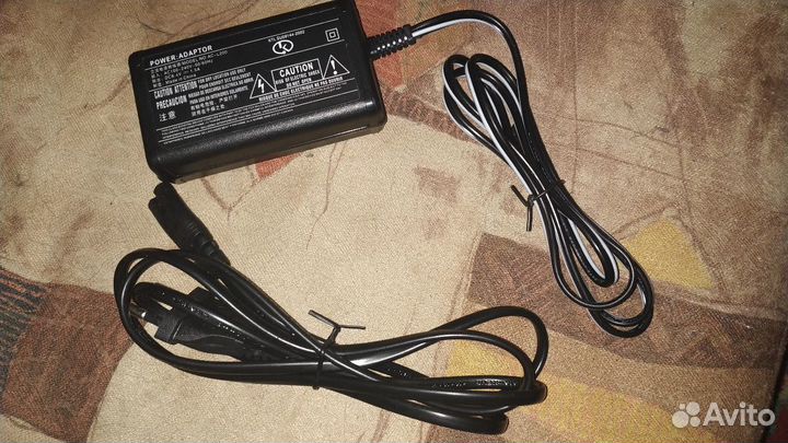 Зарядное устройство для видеокамер Sony