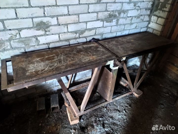 Деревообрабатывающий станок